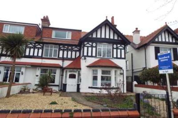 2 Bedroom Flat